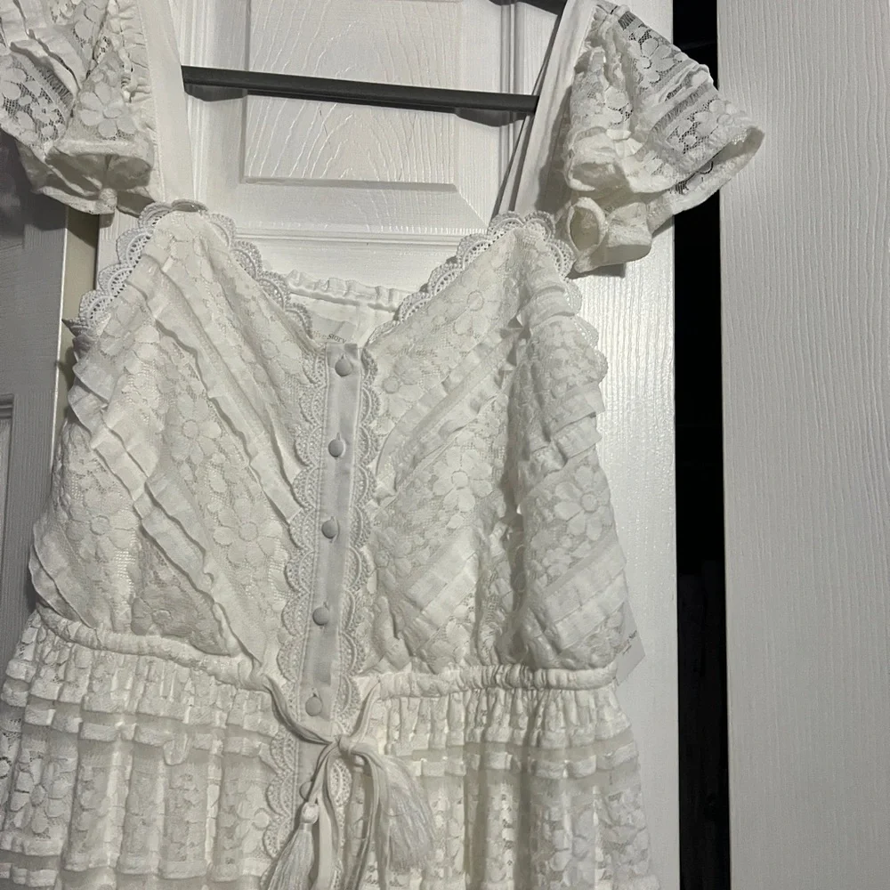 Gorgeous Elegant White Lace Maxi Dress - Picture 6 of 16
